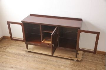 中古　美品　メープル不二屋　品の良さが高級感を高めるサイドボード(収納棚、戸棚、キャビネット)(定価約38万円)(R-053527)