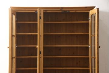 中古　シャルドネ(CHARDONNAY)　パイン材　ナチュラルインテリアにもってこい!木のやさしいぬくもりを感じるカップボード(食器棚、キャビネット、収納棚、戸棚)(R-053528)