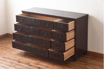 中古　岩谷堂箪笥　牡丹紋様金具が豪華な箪笥サイドボード(サイドチェスト、衣装箪笥)(R-053530)
