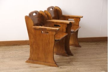 中古　民芸家具　カバ材(樺材)　木の優しいぬくもりを感じる引き出し付きチェア2脚セット(アームチェア、板座チェア、椅子、イス)(R-053534)