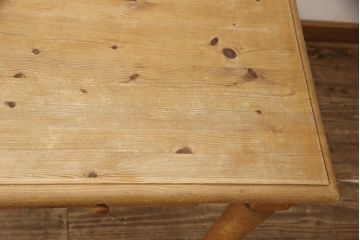 中古　シャルドネ(CHARDONNAY)　パイン材　両面引き出し　木の質感や木目を生かしたデザインが素敵なダイニングテーブル(作業台、食卓、2人掛け、4人掛け)(R-053537)