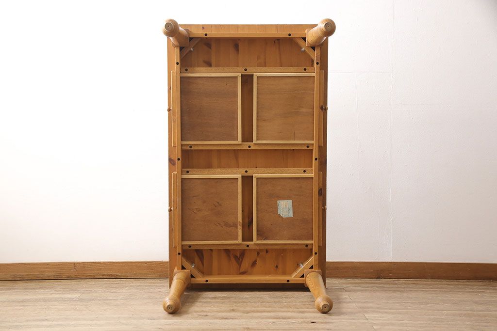 中古　シャルドネ(CHARDONNAY)　パイン材　両面引き出し　木の質感や木目を生かしたデザインが素敵なダイニングテーブル(作業台、食卓、2人掛け、4人掛け)(R-053537)