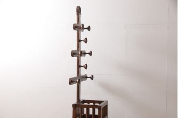 中古　民芸家具　ツリーのような見た目がかわいらしいカサ立てハンガー(松本民芸家具)(傘立て、スタンド、帽子掛け、店舗什器)(R-053538)