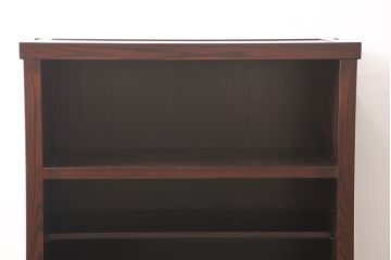 中古　超美品　栗材　上質な和の空間にぴったりな小振りな水屋箪笥(食器棚、茶箪笥、戸棚、収納棚)(R-053543)