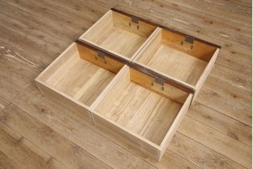 中古　美品　岩谷堂箪笥　ケヤキ材　漆塗りと迫力ある木目が美しい書棚(本棚、本箱、ブックケース、戸棚、収納棚、キャビネット)(R-053544)