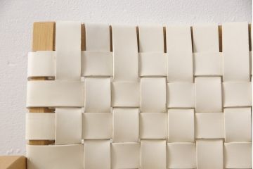中古　arflex(アルフレックス)　NT(エヌティー)　革を編み込んだデザインが個性的なアームチェア(定価約8万6千円)(ダイニングチェア、椅子、イス)(R-053548)