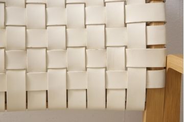 中古　arflex(アルフレックス)　NT(エヌティー)　革を編み込んだデザインが個性的なアームチェア(定価約8万6千円)(ダイニングチェア、椅子、イス)(R-053548)