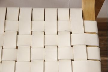 中古　arflex(アルフレックス)　NT(エヌティー)　革を編み込んだデザインが個性的なアームチェア(定価約8万6千円)(ダイニングチェア、椅子、イス)(R-053548)