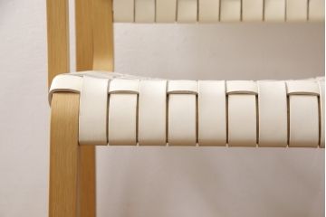 中古　arflex(アルフレックス)　NT(エヌティー)　革を編み込んだデザインが個性的なアームチェア(定価約8万6千円)(ダイニングチェア、椅子、イス)(R-053548)