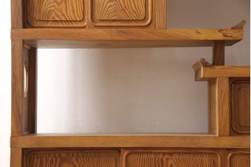 ビンテージ家具　三方肥松(老松、アブラマツ)　珍しい材でつくられた、木目の美しさが目を引く茶棚(収納棚、茶箪笥、飾り棚、ヴィンテージ)(R-053560)