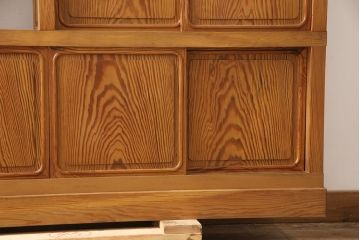 ビンテージ家具　三方肥松(老松、アブラマツ)　珍しい材でつくられた、木目の美しさが目を引く茶棚(収納棚、茶箪笥、飾り棚、ヴィンテージ)(R-053560)