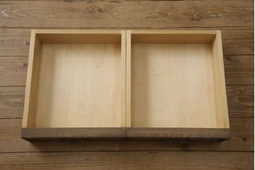 中古　美品　神戸洋家具　上質なつくりと凝ったデザインが魅力的なサイドボード(キャビネット、収納棚、戸棚)(R-053562)