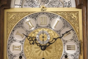 ヴィンテージ時計　ジャンク品　ドイツ製　Urgos(ウルゴス)　重錘式　クラシカルな空間を演出するホールクロック(振り子時計、柱時計、ディスプレイ、ビンテージ)(定価約135万円)(R-053563)