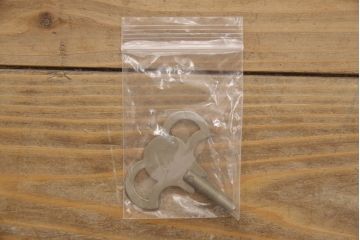 ヴィンテージ時計　ジャンク品　ドイツ製　Urgos(ウルゴス)　重錘式　クラシカルな空間を演出するホールクロック(振り子時計、柱時計、ディスプレイ、ビンテージ)(定価約135万円)(R-053563)