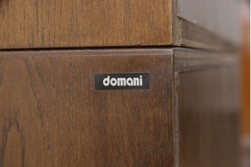 中古　美品　カリモク　domani(ドマーニ)　Morganton(モーガントン)　品のある佇まいが魅力的なキャビネット(定価約43万円)(本棚、本箱、食器棚、飾り棚、収納棚)(R-053564)