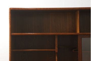 中古　美品　前面ケヤキ材　収納力抜群!動きのある木目が楽しめる大型茶箪笥(茶たんす、食器棚、収納棚、キャビネット)(定価約37万円)(R-053584)