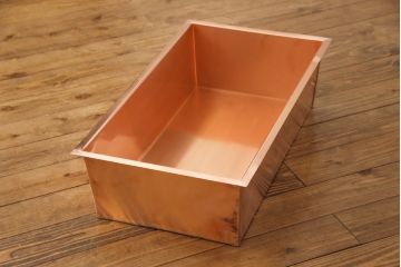 中古　美品　国産民芸家具　総ケヤキ材(欅)　上品な和の趣溢れる火鉢(囲炉裏、座卓、ローテーブル、長火鉢、木製火鉢)(R-053607)