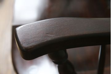 中古　松本民芸家具　#91型　落ち着きのある空間を演出するキャプテンチェア(アームチェア、板座チェア、椅子、ダイニングチェア)(R-053613)