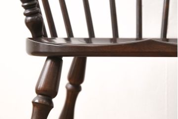 中古　松本民芸家具　#91型　落ち着きのある空間を演出するキャプテンチェア(アームチェア、板座チェア、椅子、ダイニングチェア)(R-053614)