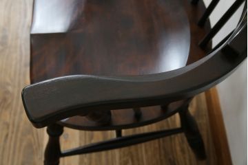 中古　松本民芸家具　#91型　落ち着きのある空間を演出するキャプテンチェア(アームチェア、板座チェア、椅子、ダイニングチェア)(R-053615)