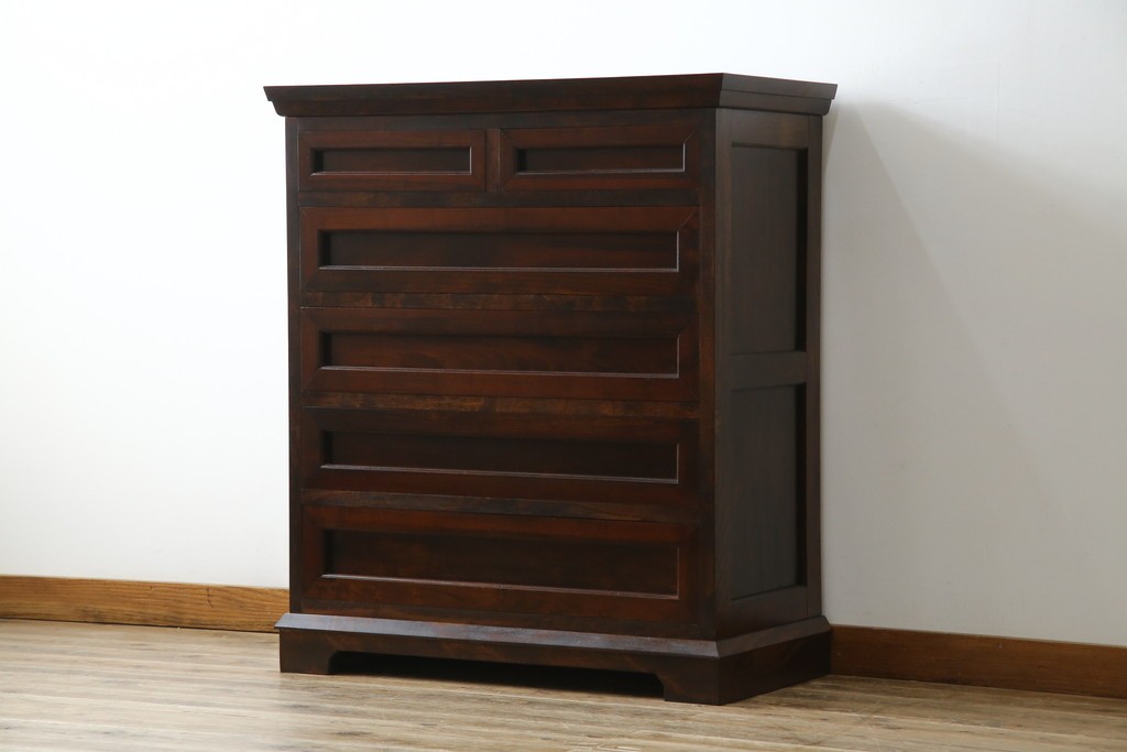 中古　民芸家具　高山式　シックな色合いが和モダンなお部屋にもぴったりなチェスト　(R-053623)