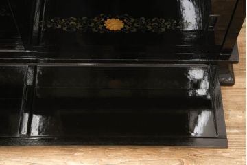 和製ビンテージ　大人な和の空間づくりにおすすめの漆塗り風飾り棚(戸棚、収納棚、茶棚、ヴィンテージ)(R-053658)