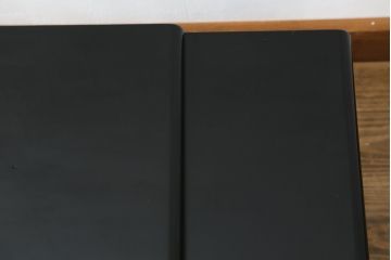中古　美品　輪島塗り　繊細な色づかいが美しい蒔絵入りの文机(定価約60万円)(座机、ローテーブル、センターテーブル)(R-053693)