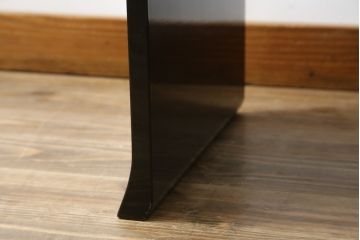 中古　美品　輪島塗り　繊細な色づかいが美しい蒔絵入りの文机(定価約60万円)(座机、ローテーブル、センターテーブル)(R-053693)