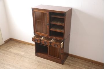 中古　美品　岩谷堂箪笥　No.96　雪国　格子戸が魅力的な茶箪笥(定価約62万円)(食器棚、茶棚、茶タンス、収納棚)(R-053696)