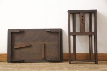 中古　山葉(ヤマハ、日本楽器)　シンプルな透かしがアクセントの折りたたみ式サイドテーブル(折り畳み机、コンソールテーブル、作業台)(R-053699)