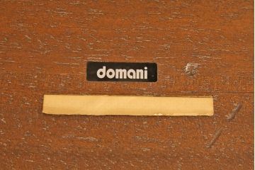 中古　美品　カリモク家具　domani(ドマーニ)　QUEENS　LIFE(クイーンズライフ)　クラシカルな佇まいが美しいセンターテーブル(定価約19万円)(ローテーブル、コンソールテーブル)(R-053719)