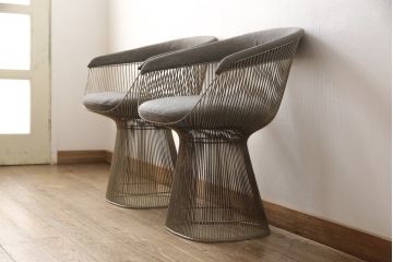 希少!　名作ビンテージ　Knoll(ノル)社製　ウォーレン・プラットナー　シンプルモダンなサイドチェア2脚セット(ワイヤーチェア、ラウンジチェア)(R-053728)