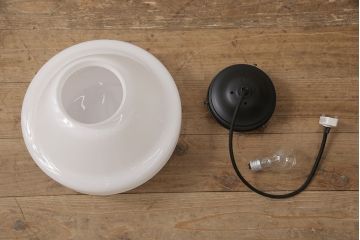 アンティーク照明　ぽってりとしたフォルムがかわいらしい天井照明(ペンダントライト、吊り下げ照明)(R-053752)