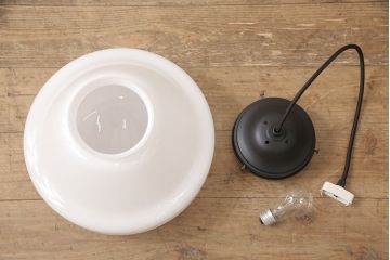 アンティーク照明　ぽってりとしたフォルムがかわいらしい天井照明(ペンダントライト、吊り下げ照明)(R-053753)