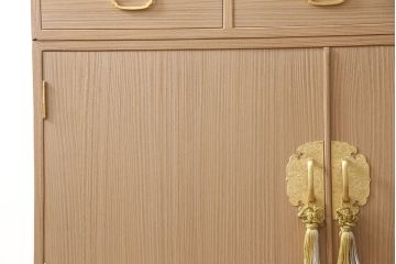 中古　美品　和歌山　丸に五三桐の家紋　金色に輝く引き戸が目を惹く紀州総桐箪笥(並厚、桐たんす、着物箪笥、引き出し)(定価約90万円)(R-053757)