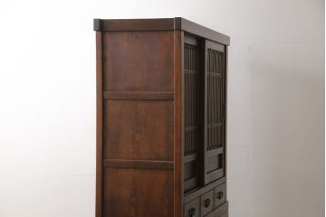 中古　美品　手造り国産工芸家具　総栗材　趣ある和の空間づくりにぴったりな重ね水屋箪笥(定価約80万円)(食器棚、戸棚、収納棚、キャビネット)(R-053758)