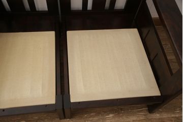 中古　北海道民芸家具　シックな大人空間におすすめの2人掛けソファ(2P、二人掛け、アームソファ)(R-053759)