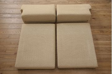 中古　北海道民芸家具　シックな大人空間におすすめの2人掛けソファ(2P、二人掛け、アームソファ)(R-053759)