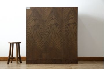 中古　岩谷堂箪笥　力強い杢目と黒々とした金具が魅力的な収納箪笥(和たんす、整理箪笥、チェスト、引き出し)(R-053763)