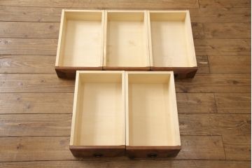 中古　美品　九州民芸家具　カバ材　コンパクトさが魅力的な折り畳み天板デスク(机、在宅ワーク、在宅用テーブル、作業台、サイドチェスト)(R-053765)