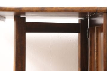 中古　美品　九州民芸家具　カバ材　コンパクトさが魅力的な折り畳み天板デスク(机、在宅ワーク、在宅用テーブル、作業台、サイドチェスト)(R-053765)