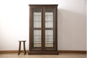 中古　美品　カリモク家具(karimoku)　domani(ドマーニ)　QUEENS　LIFE(クイーンズライフ)　洗練されたデザインが美しいキュリオケース(定価約40万円)(飾り棚、ガラスケース、ショーケース、キャビネット)(R-053766)