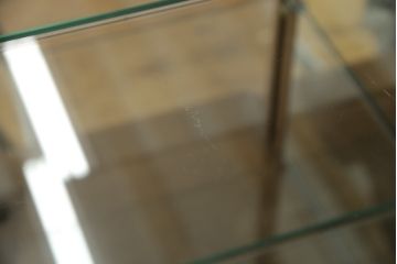 中古　美品　カリモク家具(karimoku)　domani(ドマーニ)　QUEENS　LIFE(クイーンズライフ)　クラシカルなデザインが魅力的なキャビネット(食器棚、キュリオケース、飾り棚、収納棚)(R-053771)