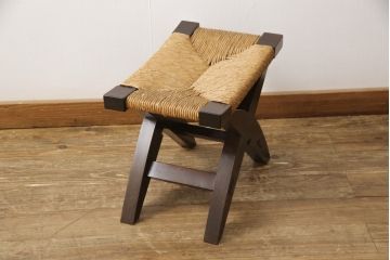 中古　松本民芸家具　ラッシ座面(い草)　ケヤキ材　和モダンな空間づくりにぴったりな、222鞍型スツール(椅子、チェア)(R-053792)