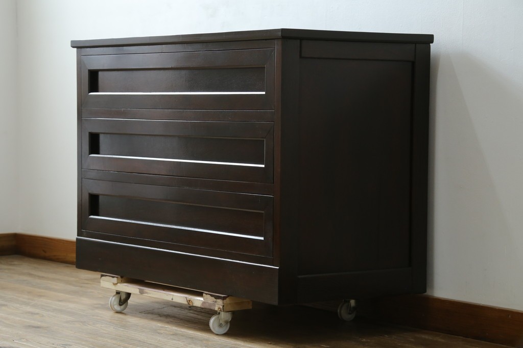 中古　民芸家具　シンプルなデザインで取り入れやすい!高山式チェスト　(R-053800)