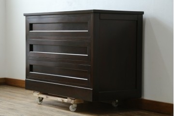 中古　民芸家具　シンプルなデザインで取り入れやすい!高山式チェスト　(R-053800)