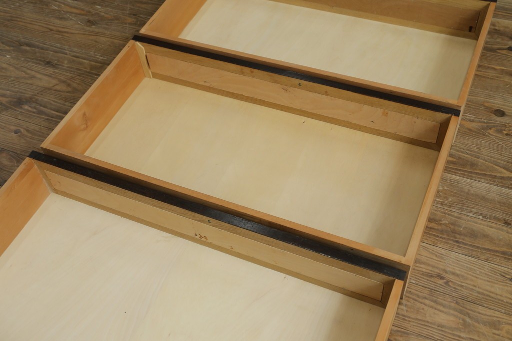 中古　民芸家具　シンプルなデザインで取り入れやすい!高山式チェスト　(R-053800)