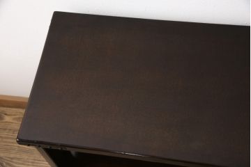 中古　美品　民芸城山　重厚な雰囲気漂う飾り棚(戸棚、収納棚、茶棚)(R-053820)