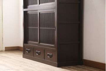 中古　美品　栗材　上質な和の空間にぴったりな水屋箪笥(食器棚、茶箪笥、戸棚、収納棚)(R-053831)