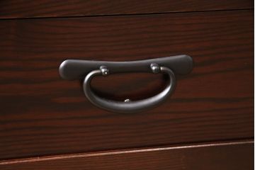 中古　美品　栗材　上質な和の空間にぴったりな水屋箪笥(食器棚、茶箪笥、戸棚、収納棚)(R-053831)